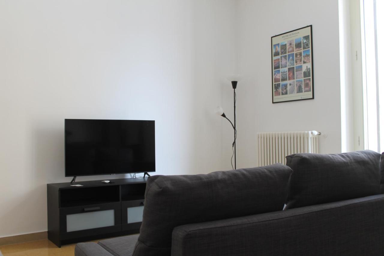 M&M Apartment บารี ภายนอก รูปภาพ